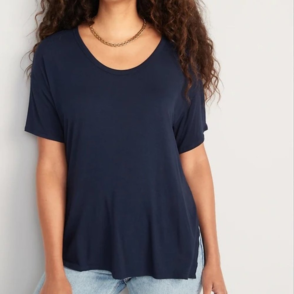 OLD NAVY Oversized Luxe Voop-Neck Tunic T-Shirt